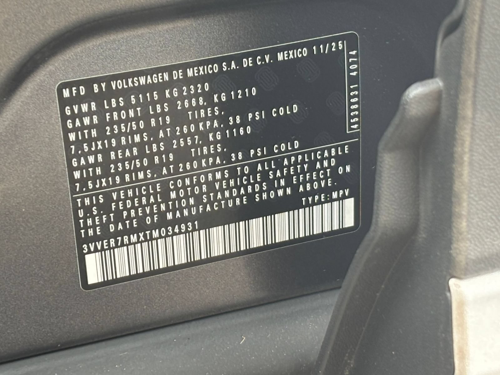 Used 2026 Volkswagen Tiguan SE AWD/4WD image 28