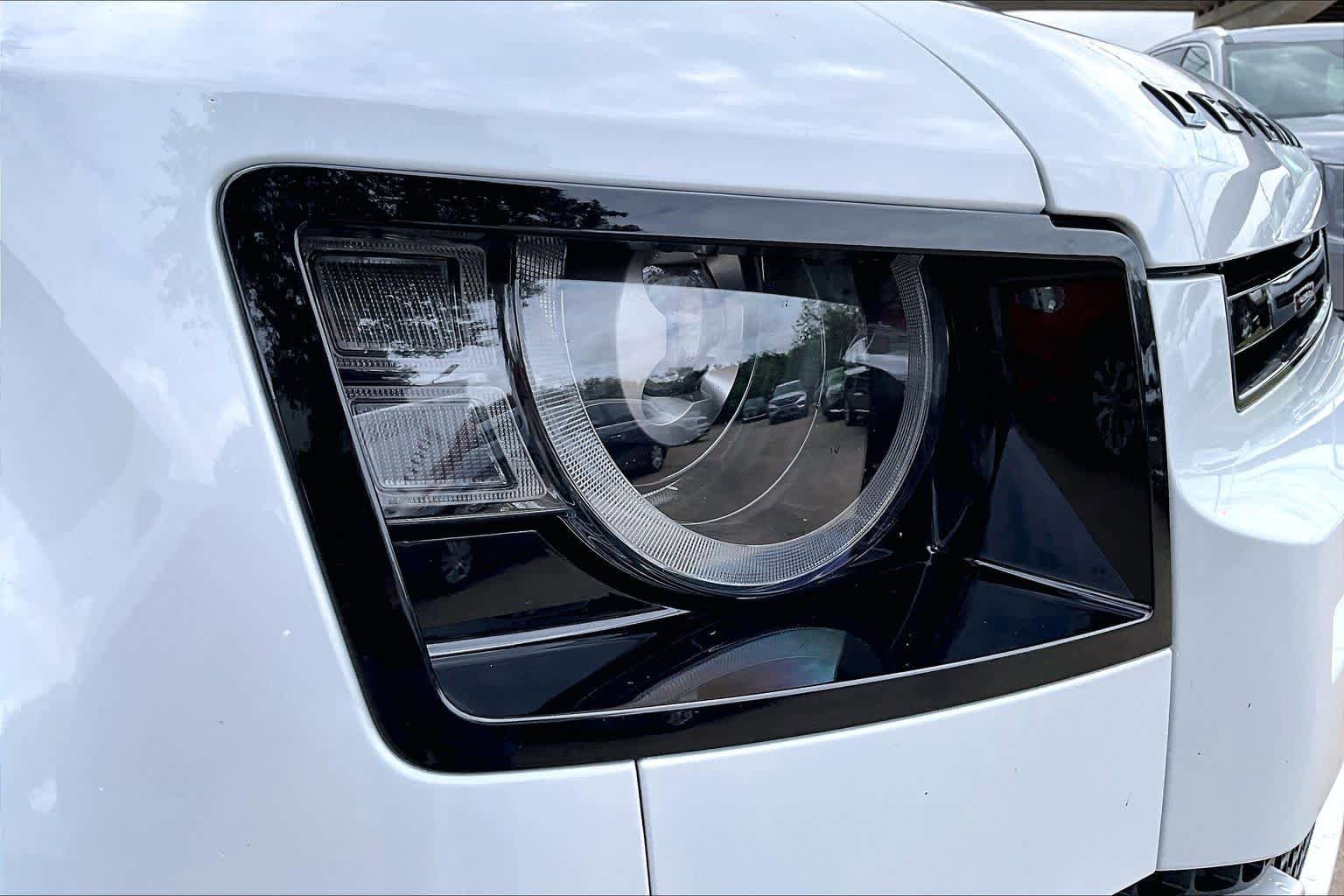 Used 2023 Land Rover Defender 110 S image 27
