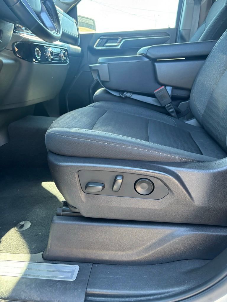 Used 2024 GMC Sierra 1500 SLE image 16