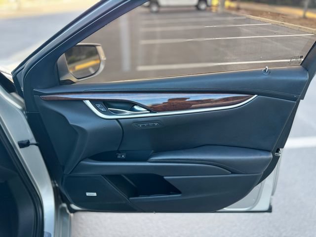 Used 2016 Cadillac XTS Luxury AWD/4WD image 31