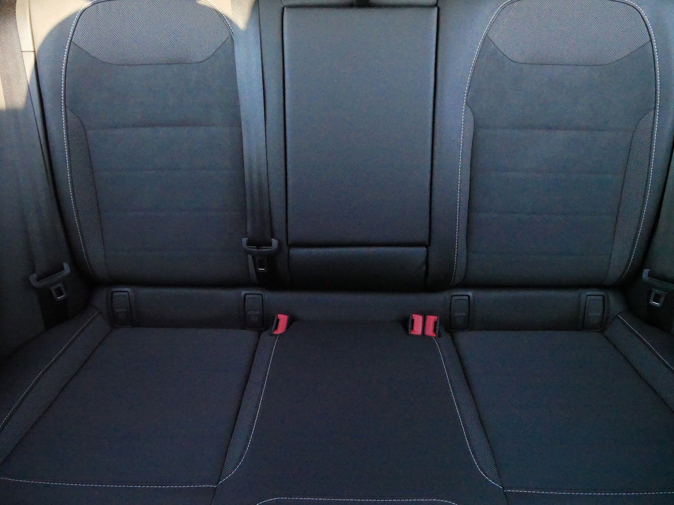 Certified 2024 Volkswagen Taos SE w/ Panoramic Sunroof Package image 13