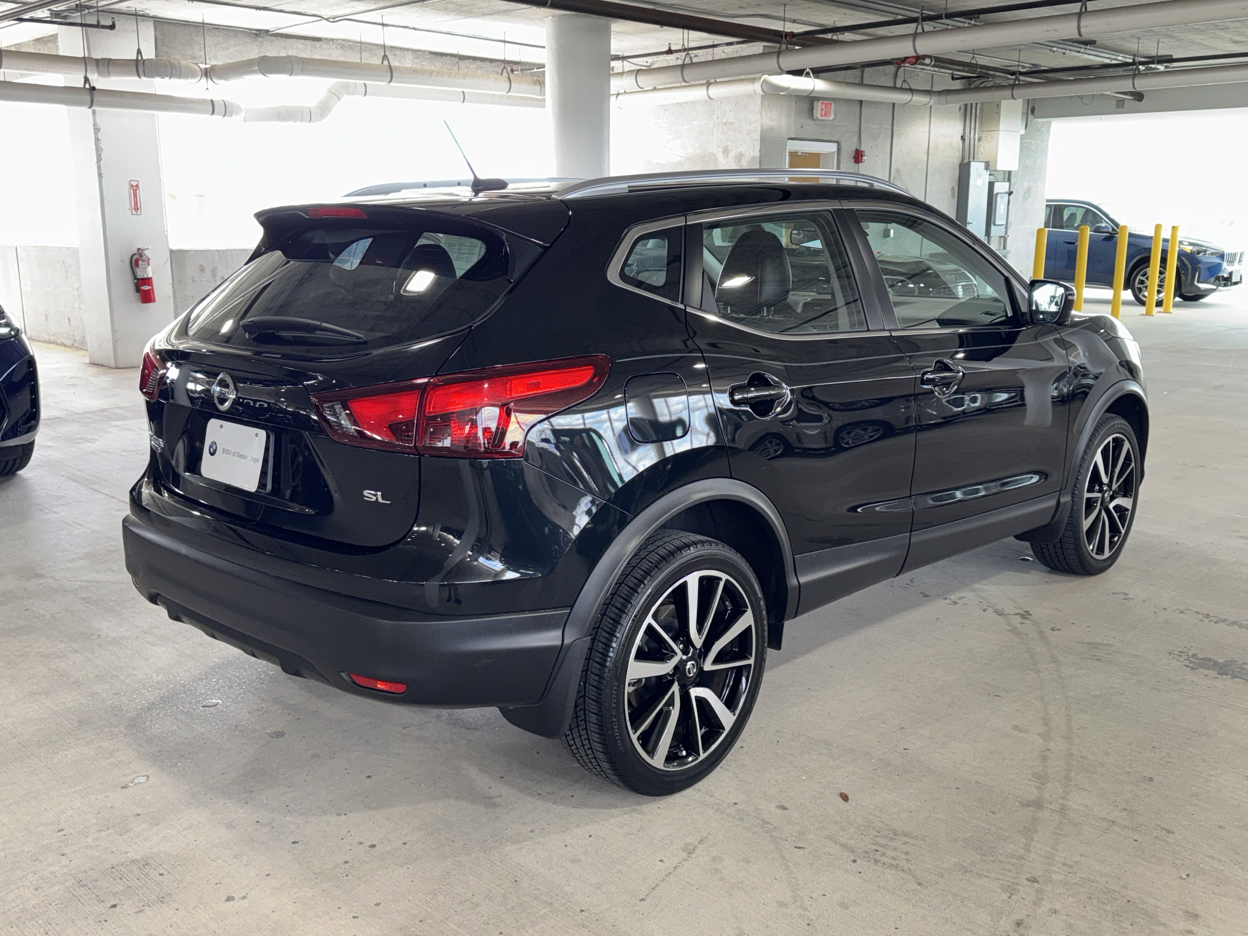 Used 2017 Nissan Rogue Sport SL w/ SL Premium Package FWD image 8