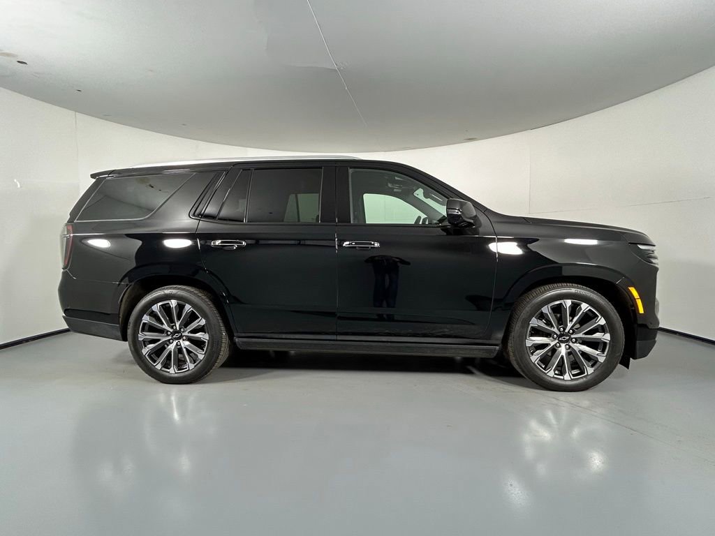 Used 2025 Chevrolet Tahoe High Country image 8