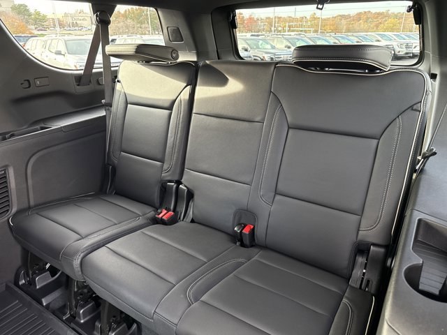 New 2026 GMC Yukon XL Elevation w/ LPO, Floor Liner Package image 7