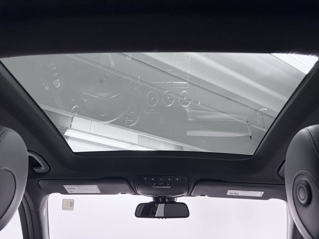 Used 2018 Mercedes-Benz GLC 300 4MATIC image 22
