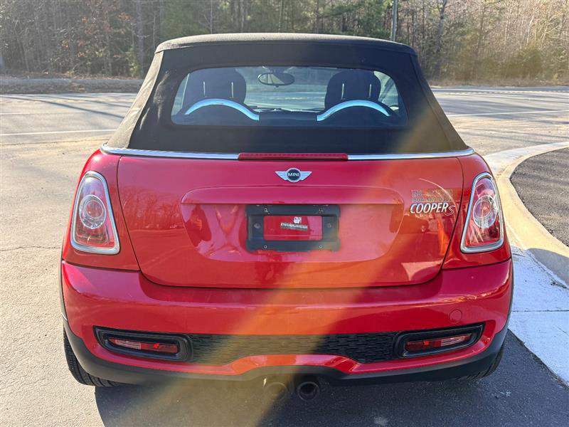 Used 2015 MINI Cooper S image 4