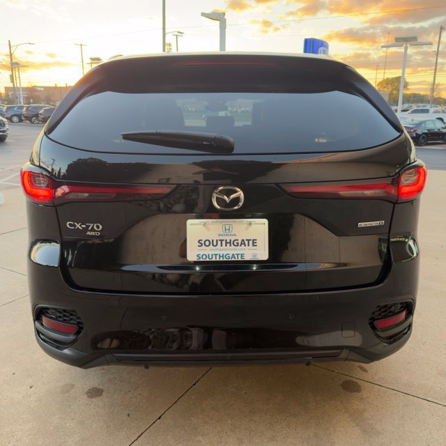 Used 2025 MAZDA CX-70 3.3 Turbo w/ Preferred Package AWD/4WD image 4