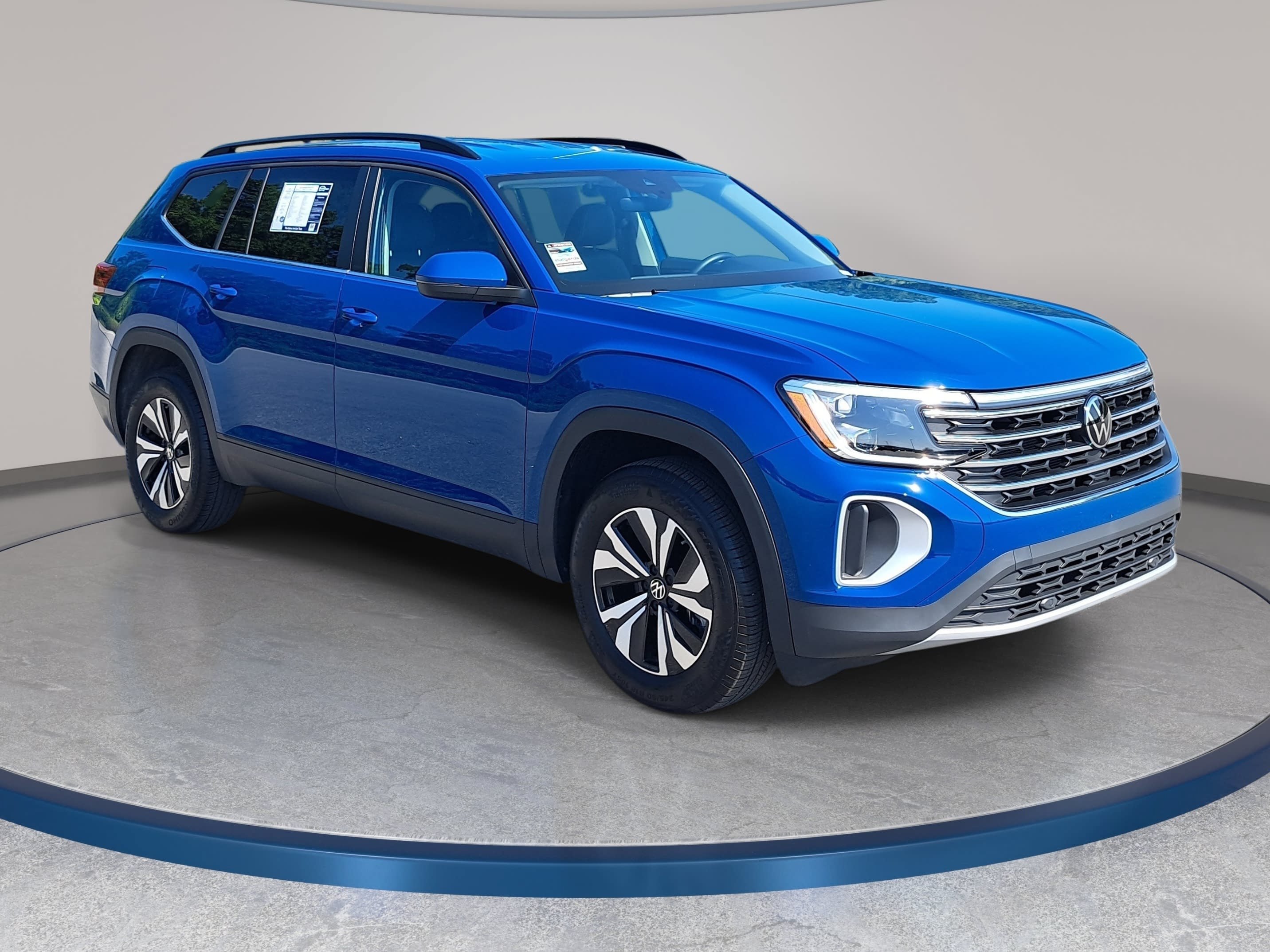 Used 2026 Volkswagen Atlas SE FWD image 3