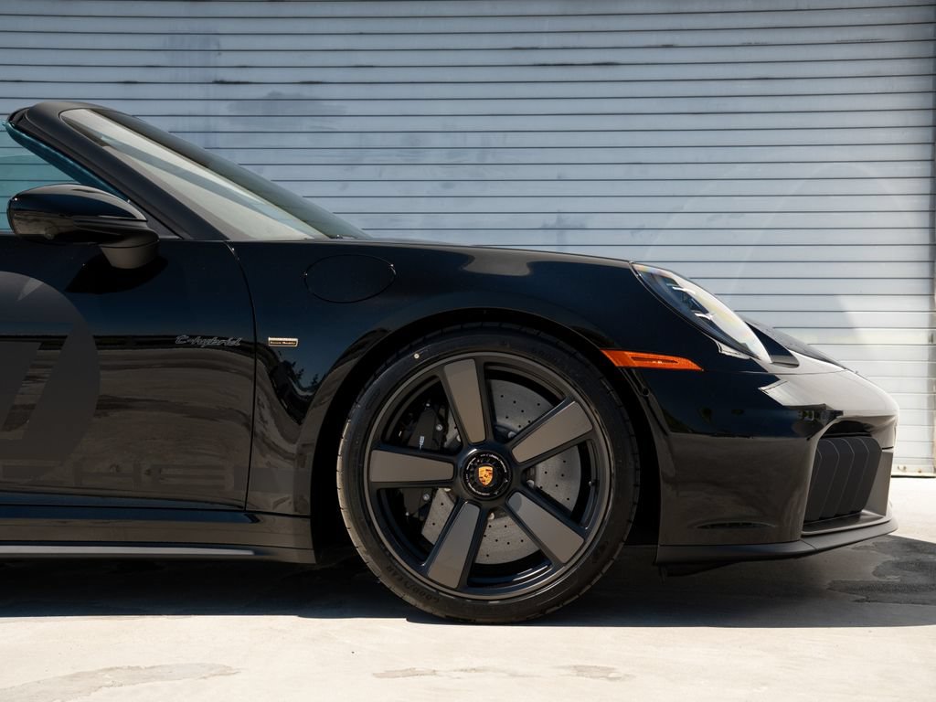 New 2026 Porsche 911 GTS RWD image 9