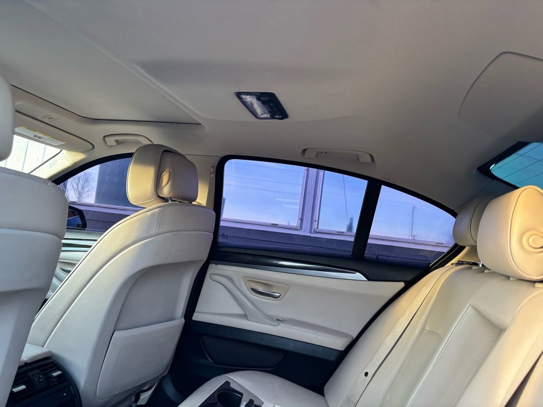 Used 2013 BMW 528i xDrive Sedan AWD/4WD image 35