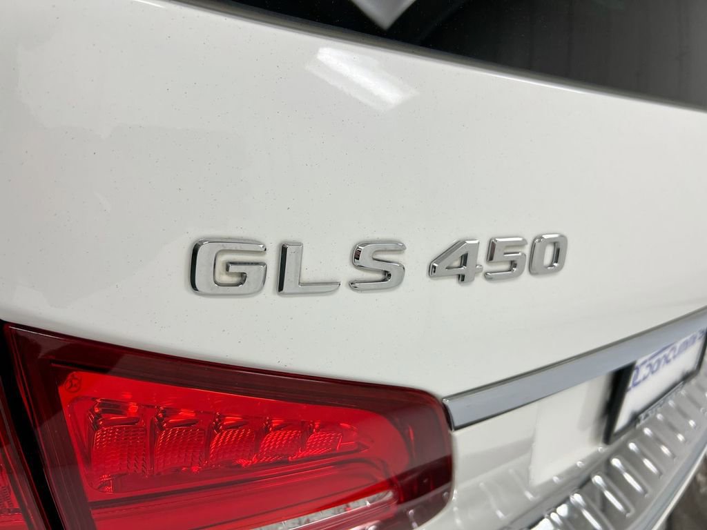 Used 2017 Mercedes-Benz GLS 450 4MATIC image 27