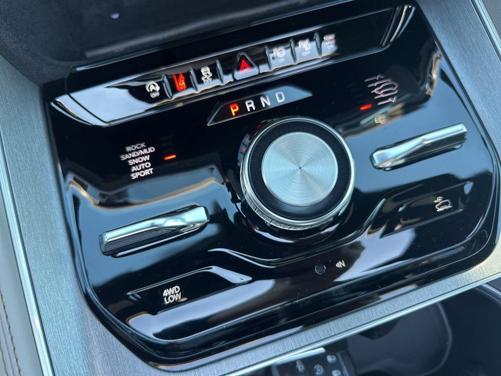 New 2026 Jeep Grand Wagoneer Limited AWD/4WD image 29