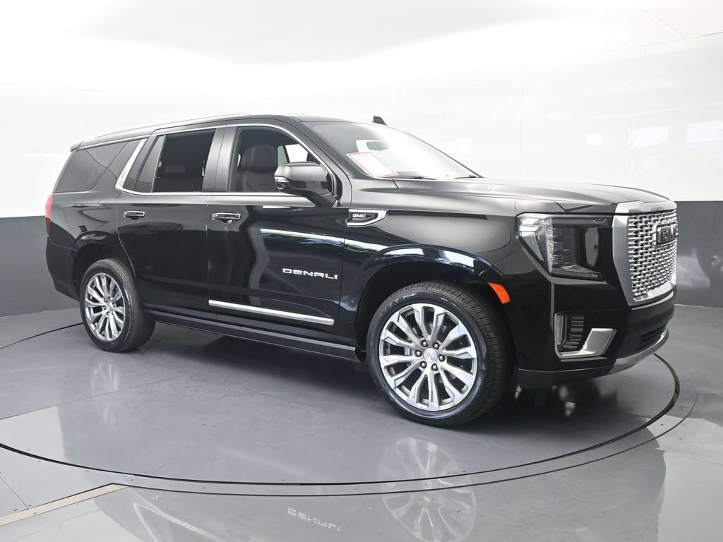 Used 2022 GMC Yukon Denali w/ Denali Premium Package AWD/4WD image 8