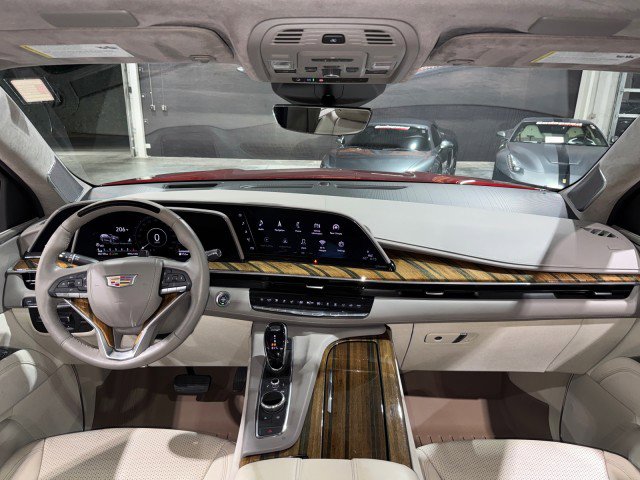 Used 2021 Cadillac Escalade Sport Platinum w/ Heavy-Duty Trailer Package image 9