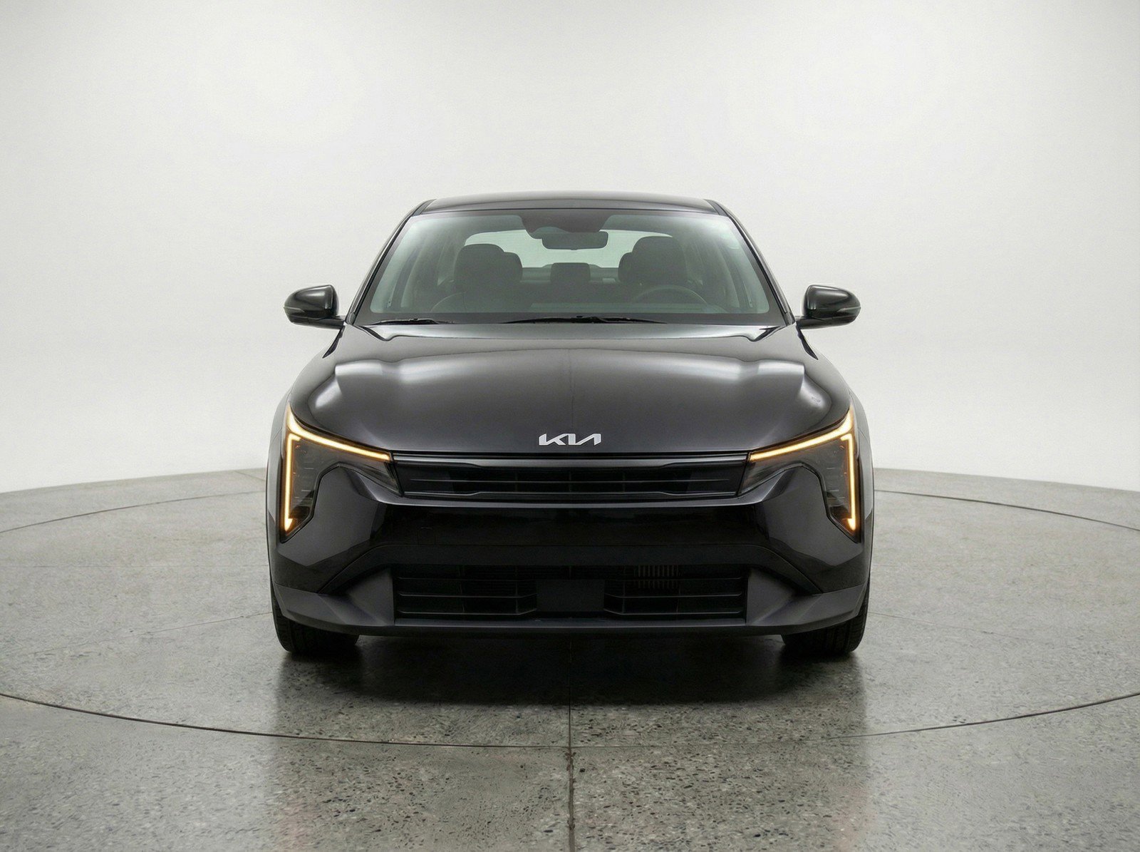 Used 2025 Kia K4 LXS image 2