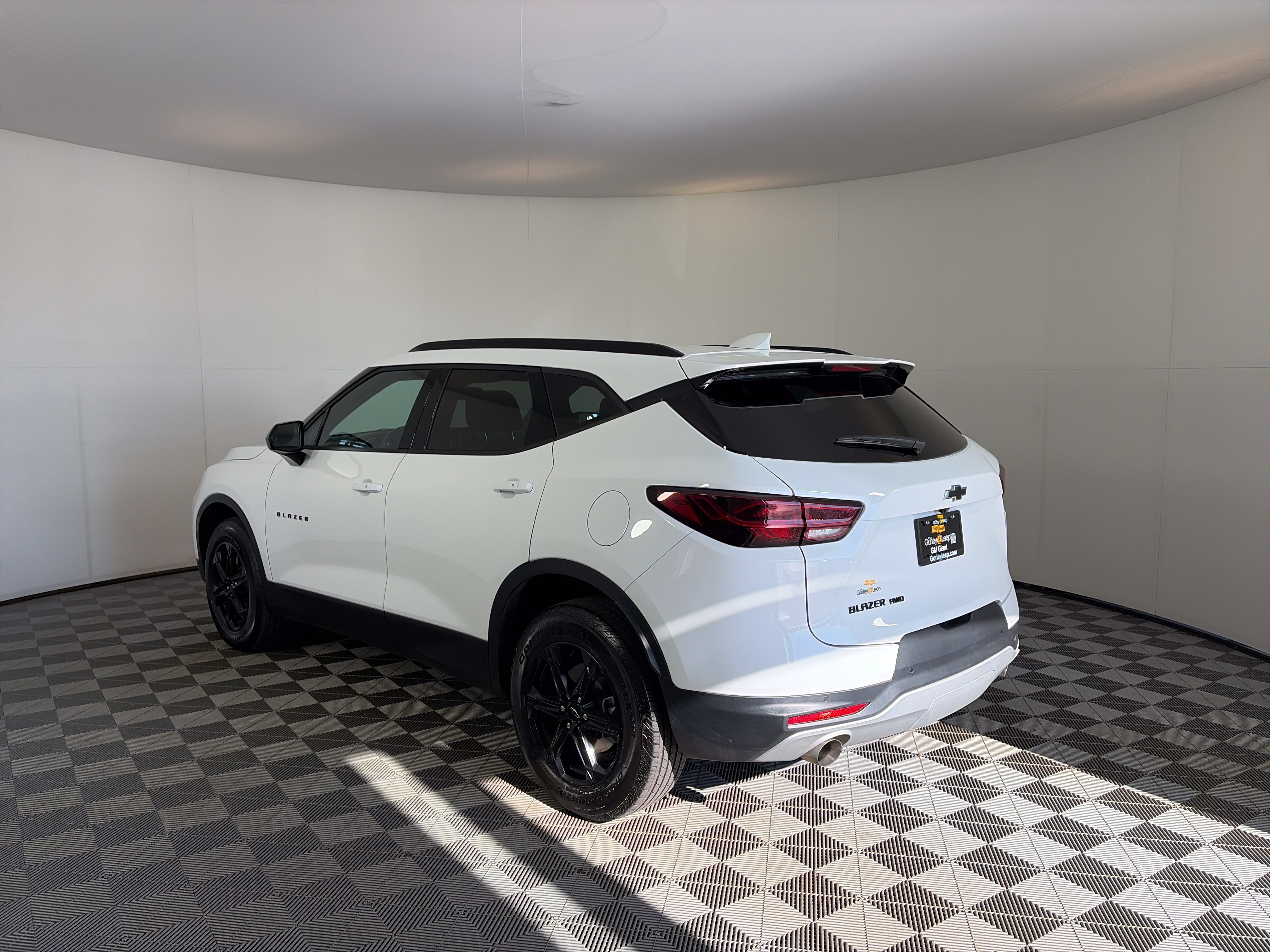 Certified 2024 Chevrolet Blazer LT w/ Convenience Package AWD/4WD image 8