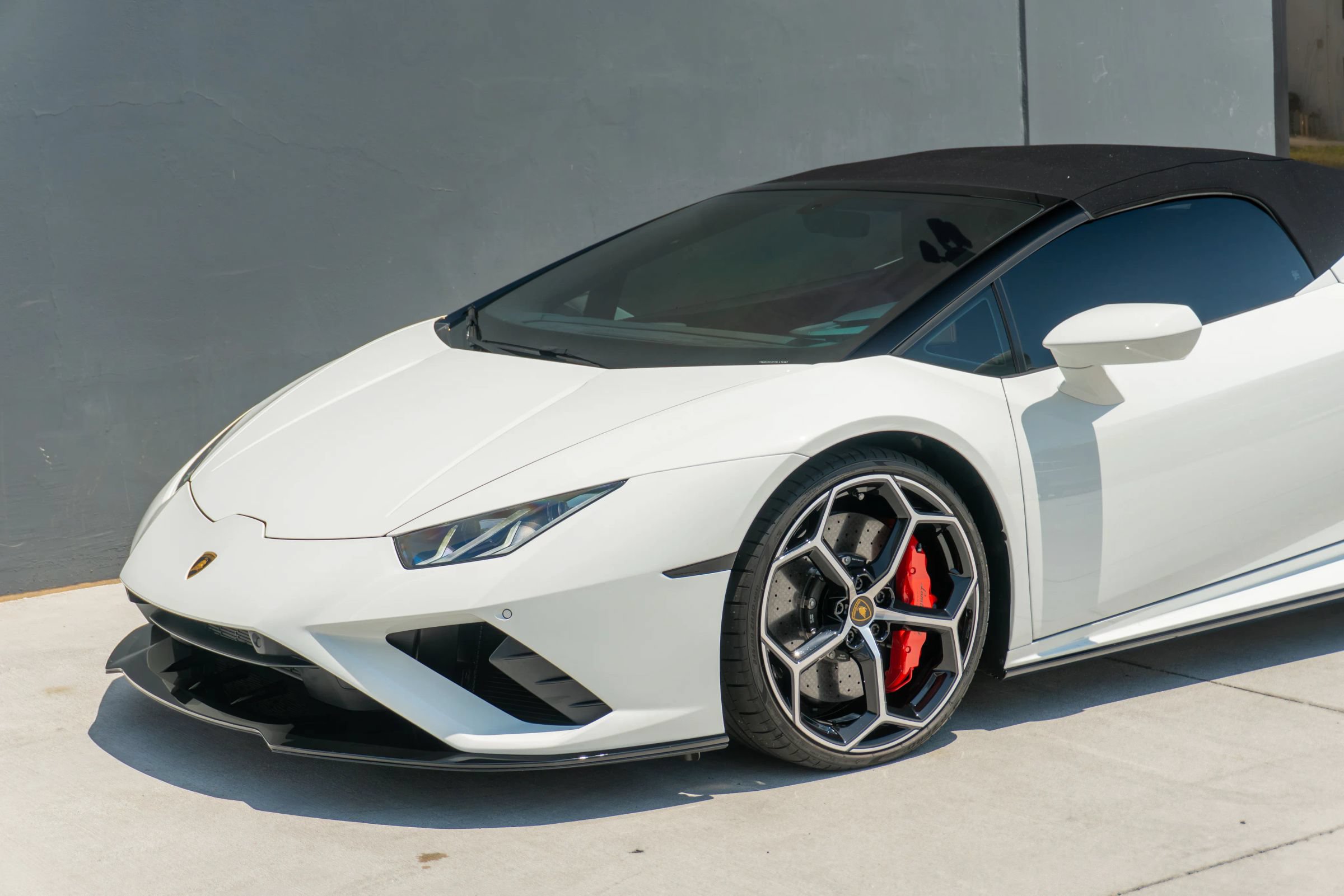 Used 2023 Lamborghini Huracan EVO RWD image 22