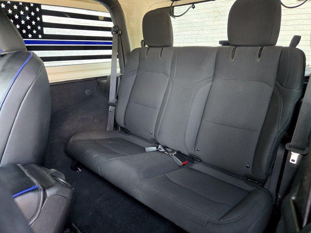 Used 2019 Jeep Wrangler Sport AWD/4WD image 35