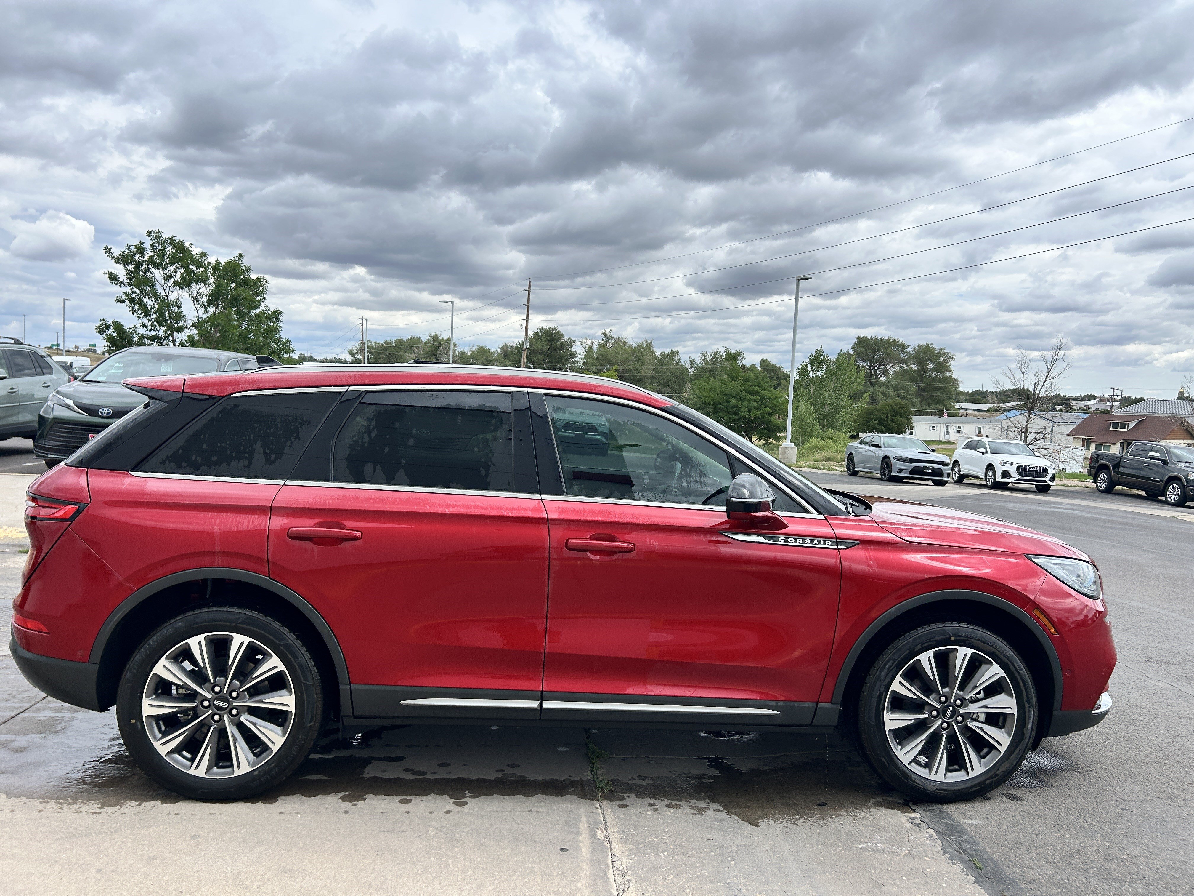 Used 2022 Lincoln Aviator Reserve w/ Equipment Group 201A RWD image 6