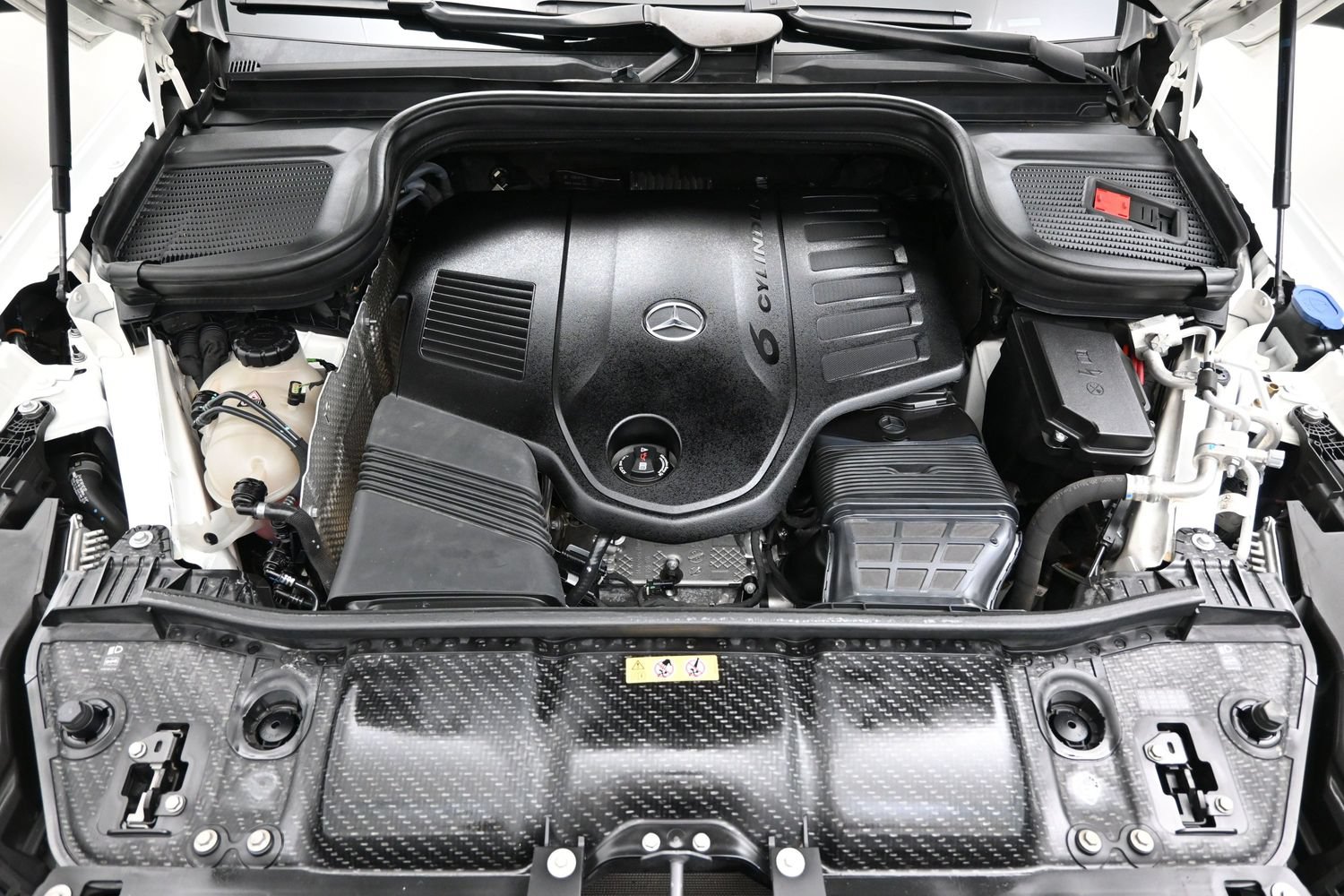 Used 2022 Mercedes-Benz GLS 450 4MATIC image 8