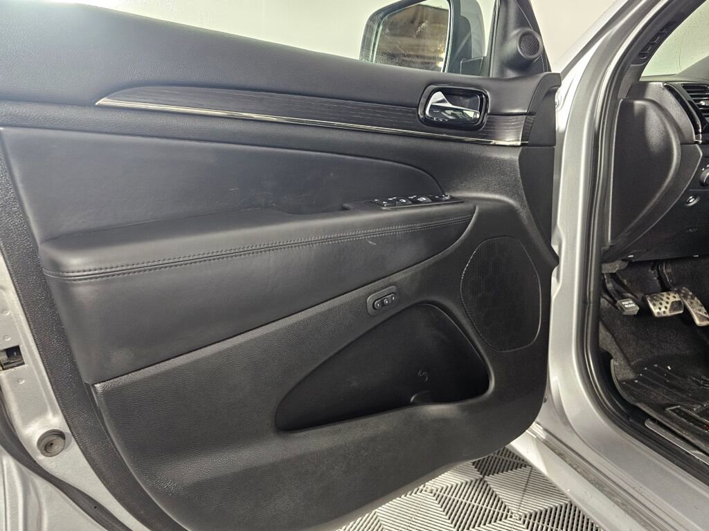 Used 2019 Jeep Grand Cherokee High Altitude image 18