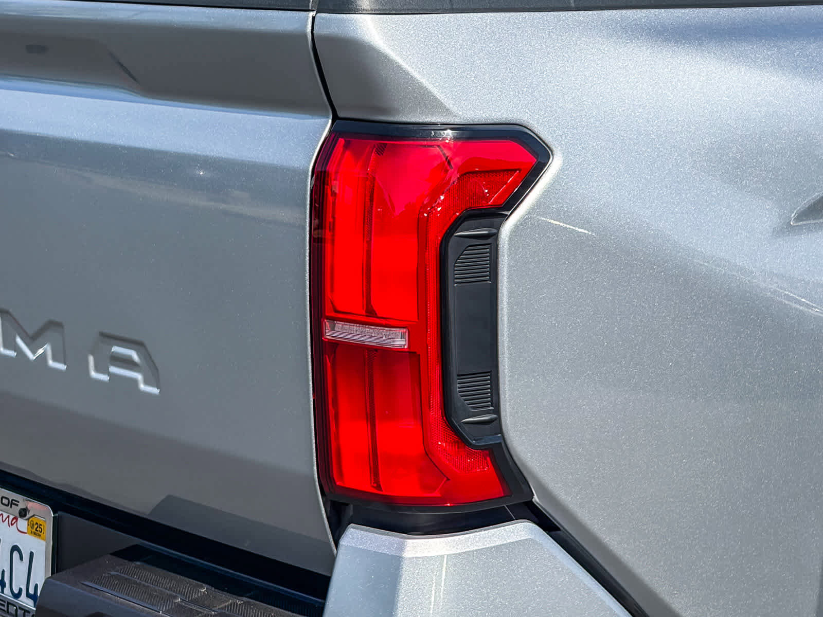 Used 2024 Toyota Tacoma SR5 image 8