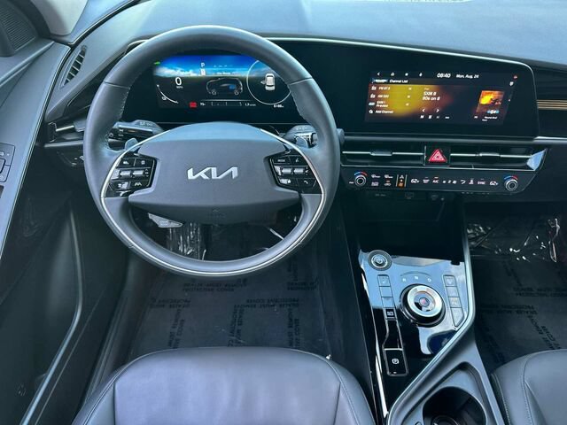 Used 2023 Kia Niro Wind FWD image 17