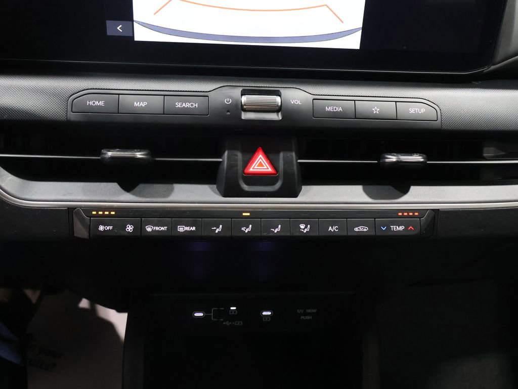 Used 2025 Kia K4 LXS image 27