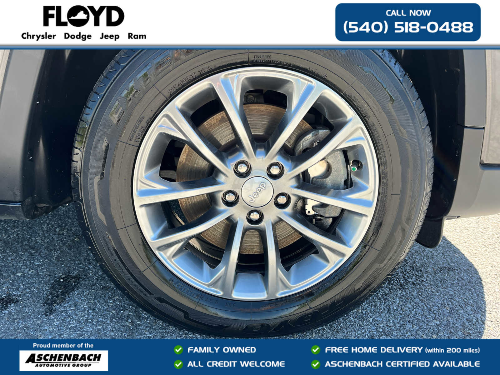Used 2020 Jeep Cherokee Latitude Plus w/ Comfort/Convenience Group AWD/4WD image 32