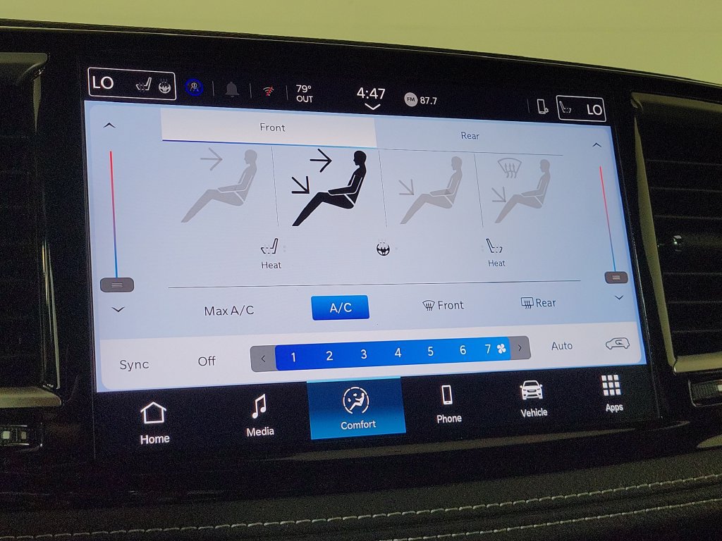 New 2027 Chrysler Pacifica Select FWD image 21