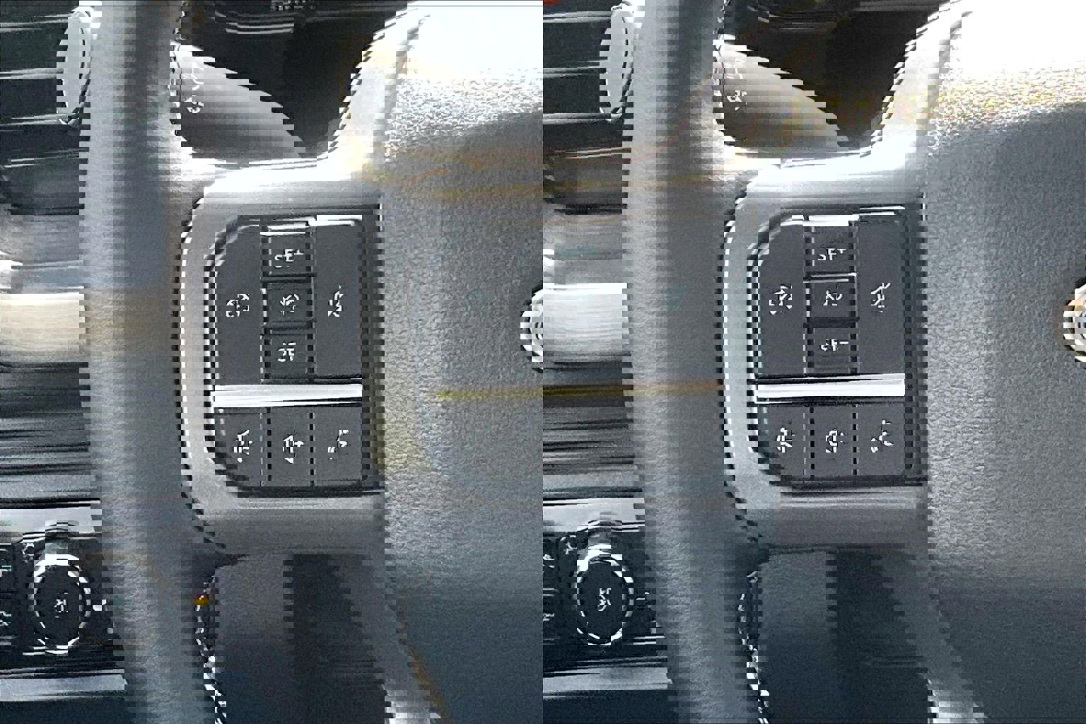 New 2026 Ford F350 Lariat w/ Black Appearance Package image 17