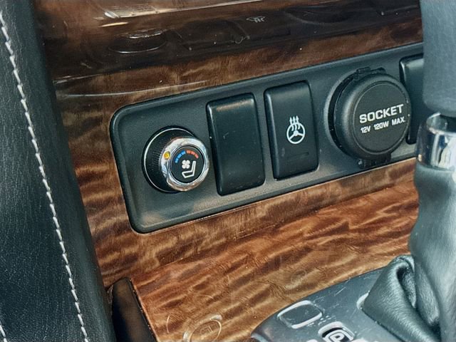 Used 2017 Nissan Armada Platinum w/ Captain Seat Package AWD/4WD image 20