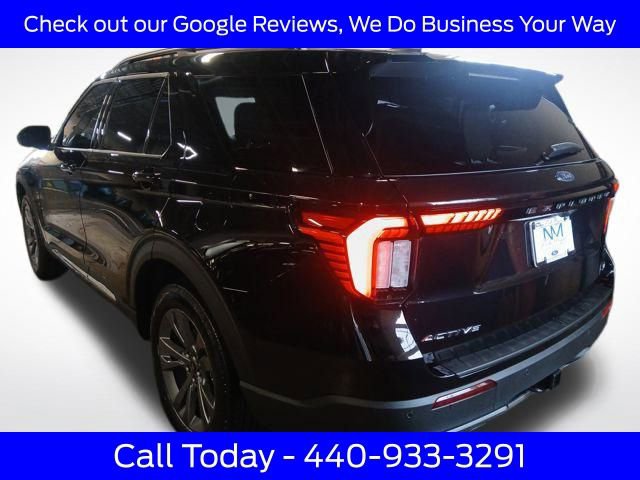 Used 2025 Ford Explorer Active w/ Active Comfort Package image 17