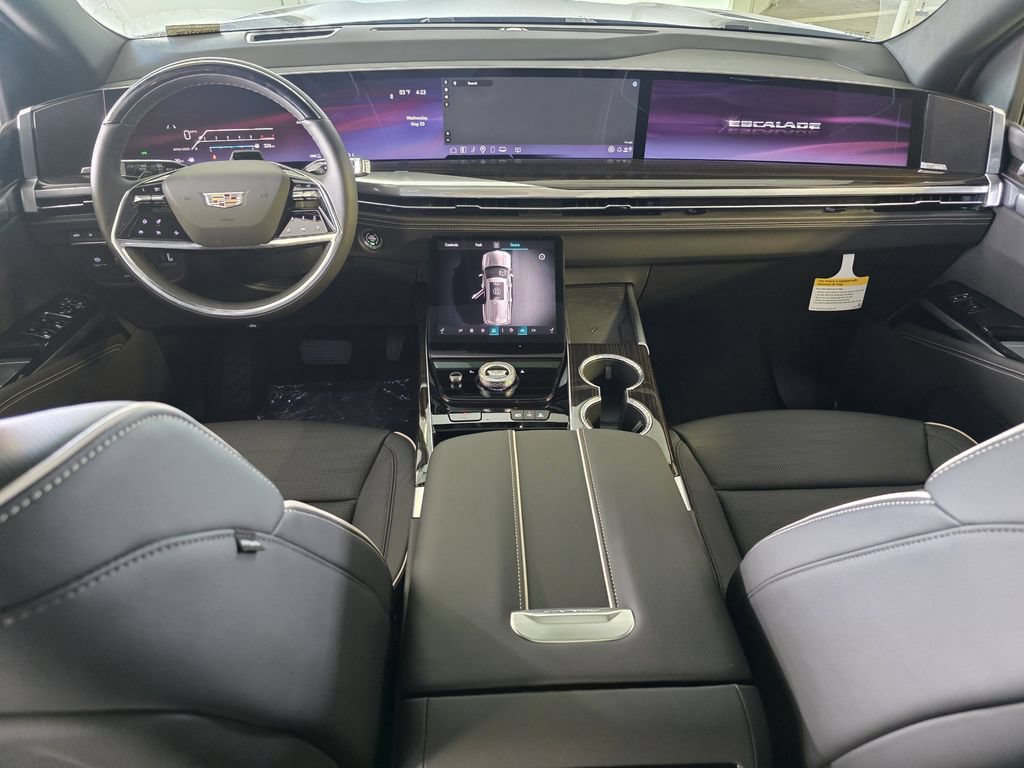 New 2026 Cadillac Escalade ESV Luxury w/ Touring Package AWD/4WD image 8