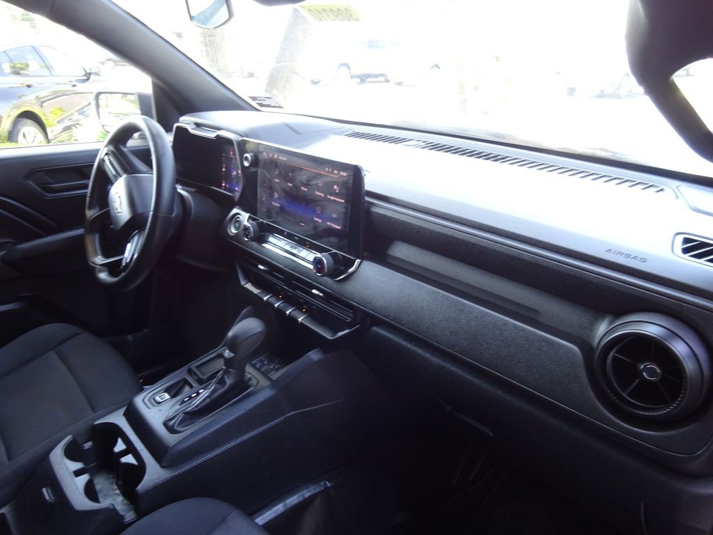 Certified 2023 Chevrolet Colorado W/T RWD image 18