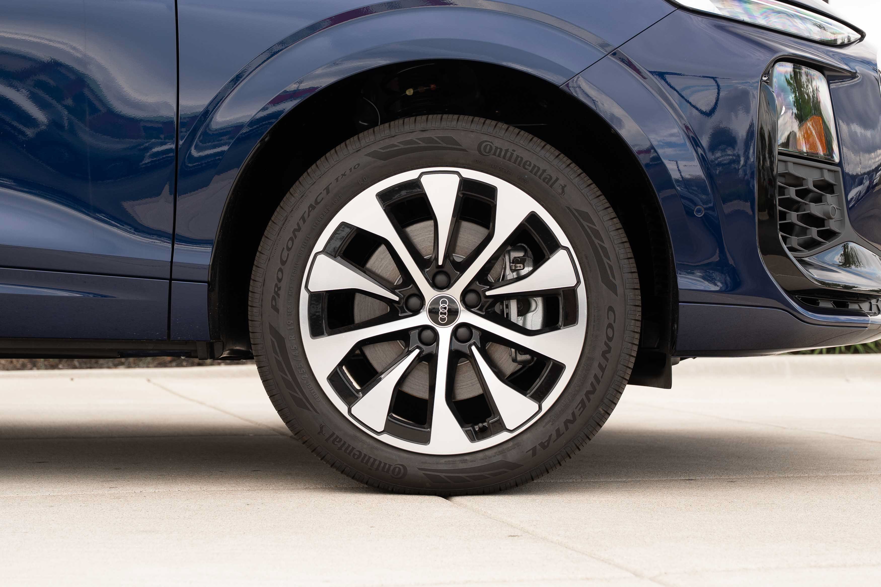 New 2026 Audi Q3 quattro 2.0T AWD/4WD image 27