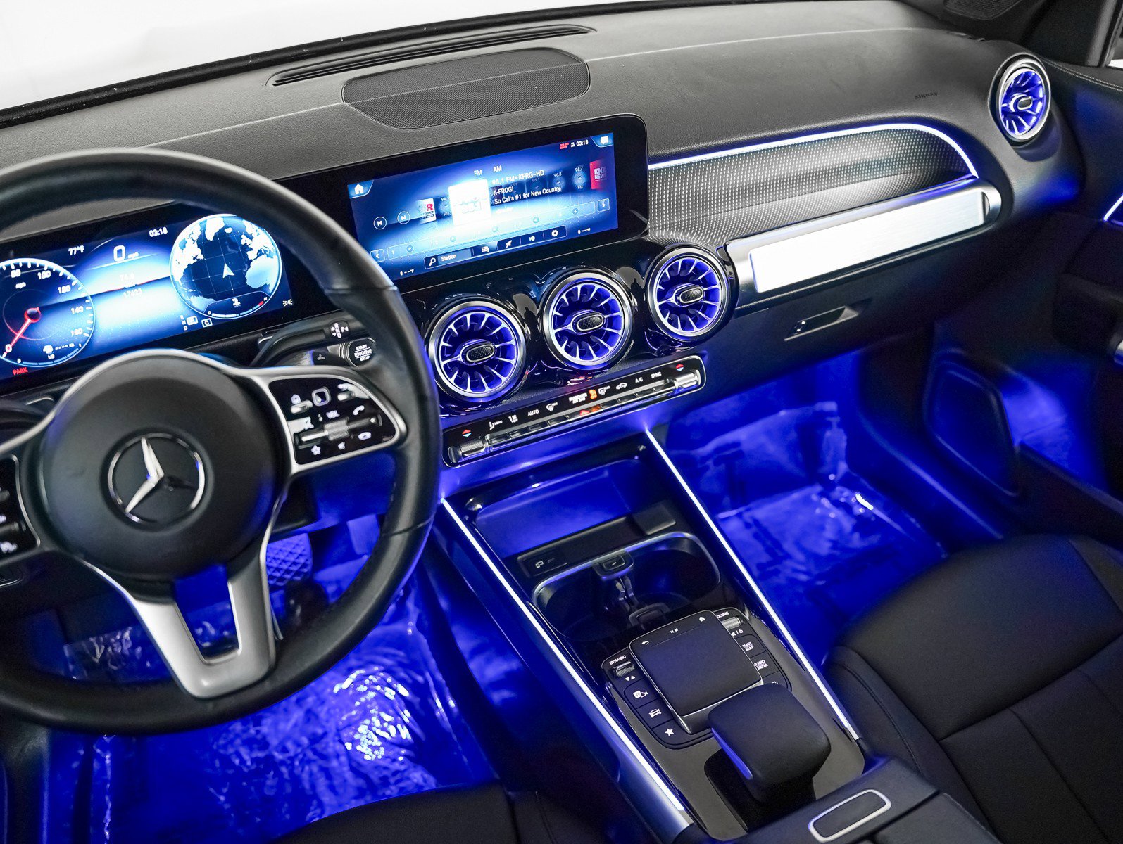 Certified 2022 Mercedes-Benz GLB 250 w/ Premium Package Lite image 18