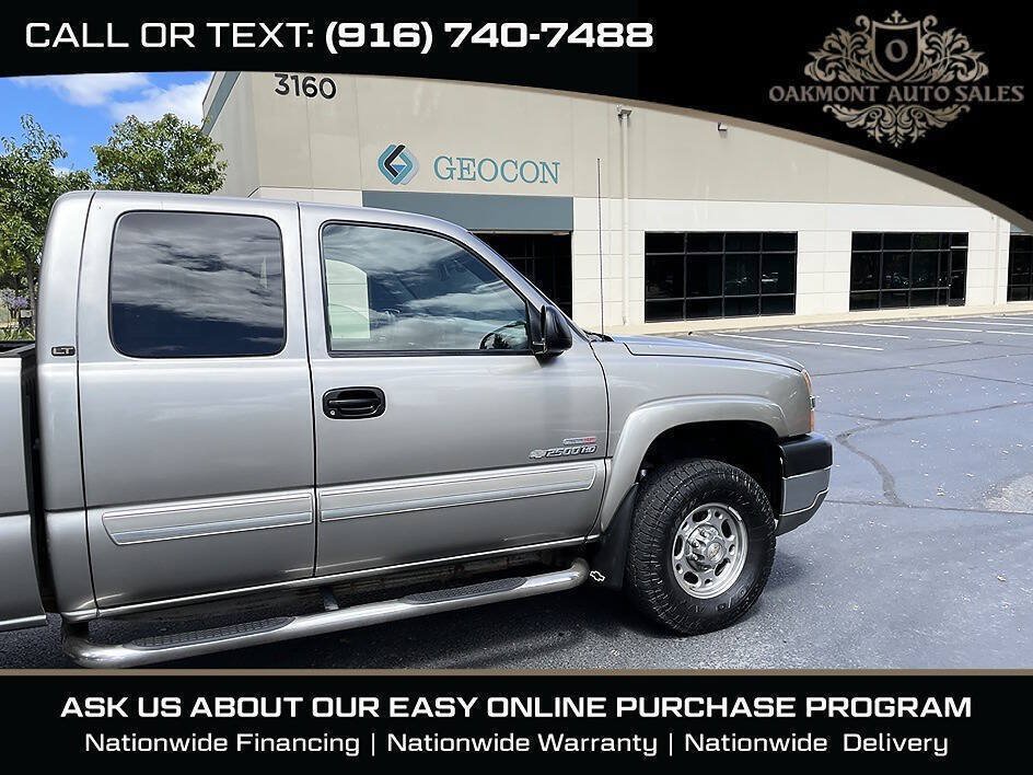 Used 2003 Chevrolet Silverado 2500 LT w/ Skid Plate Package AWD/4WD image 9