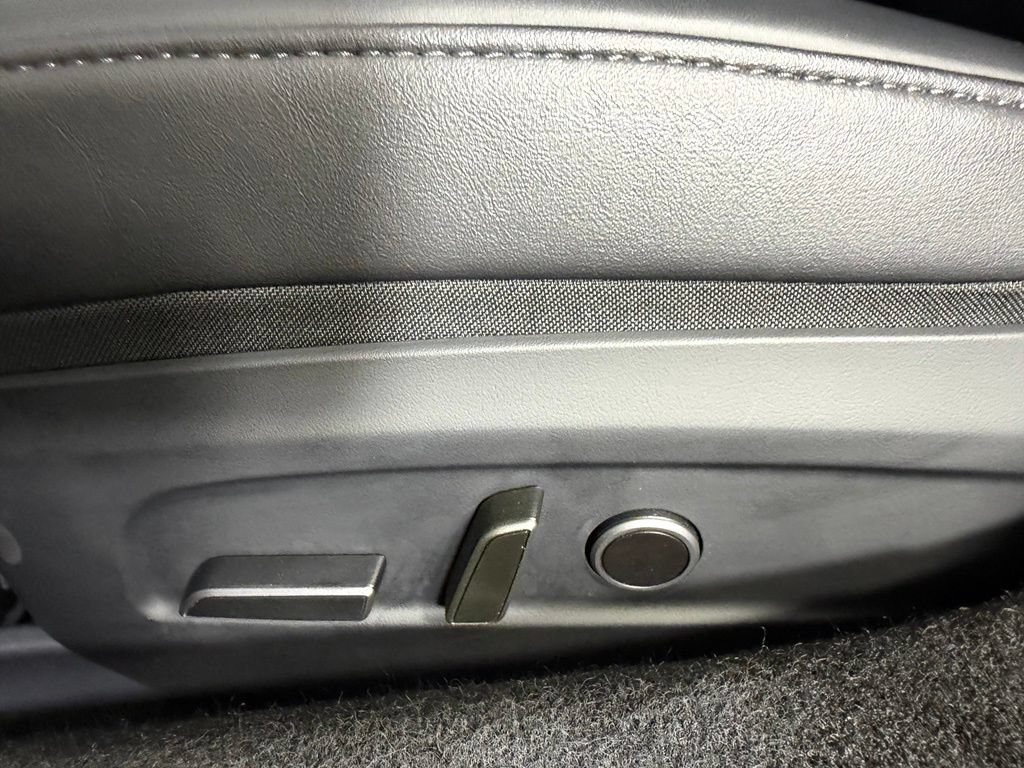 Used 2024 Tesla Model 3 Standard Range RWD image 23