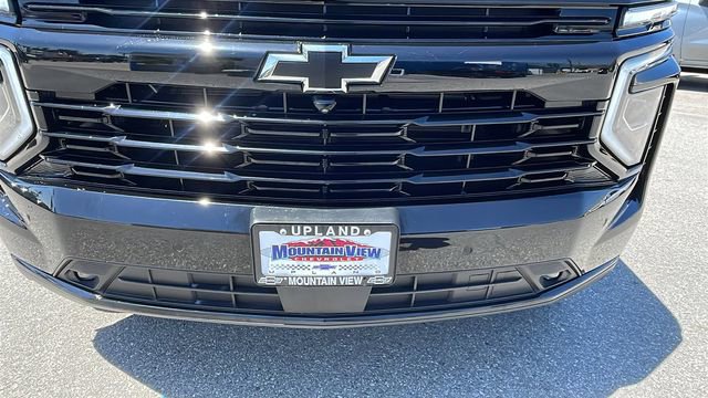 Used 2025 Chevrolet Suburban RST w/ Comfort Package AWD/4WD image 9