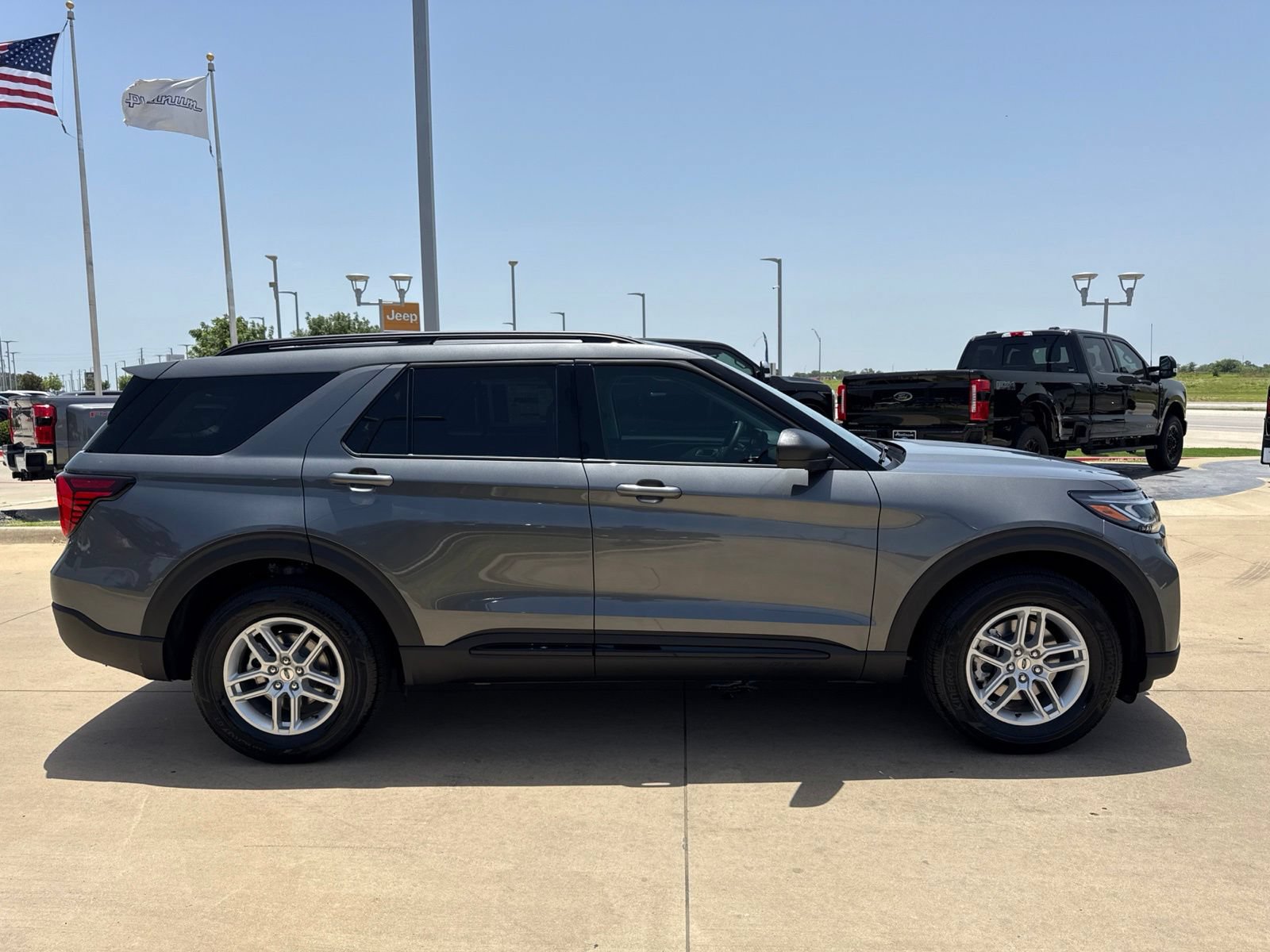 New 2026 Ford Explorer Active AWD/4WD image 7