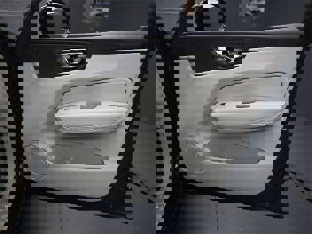 New 2025 Volvo XC60 B5 Core image 28