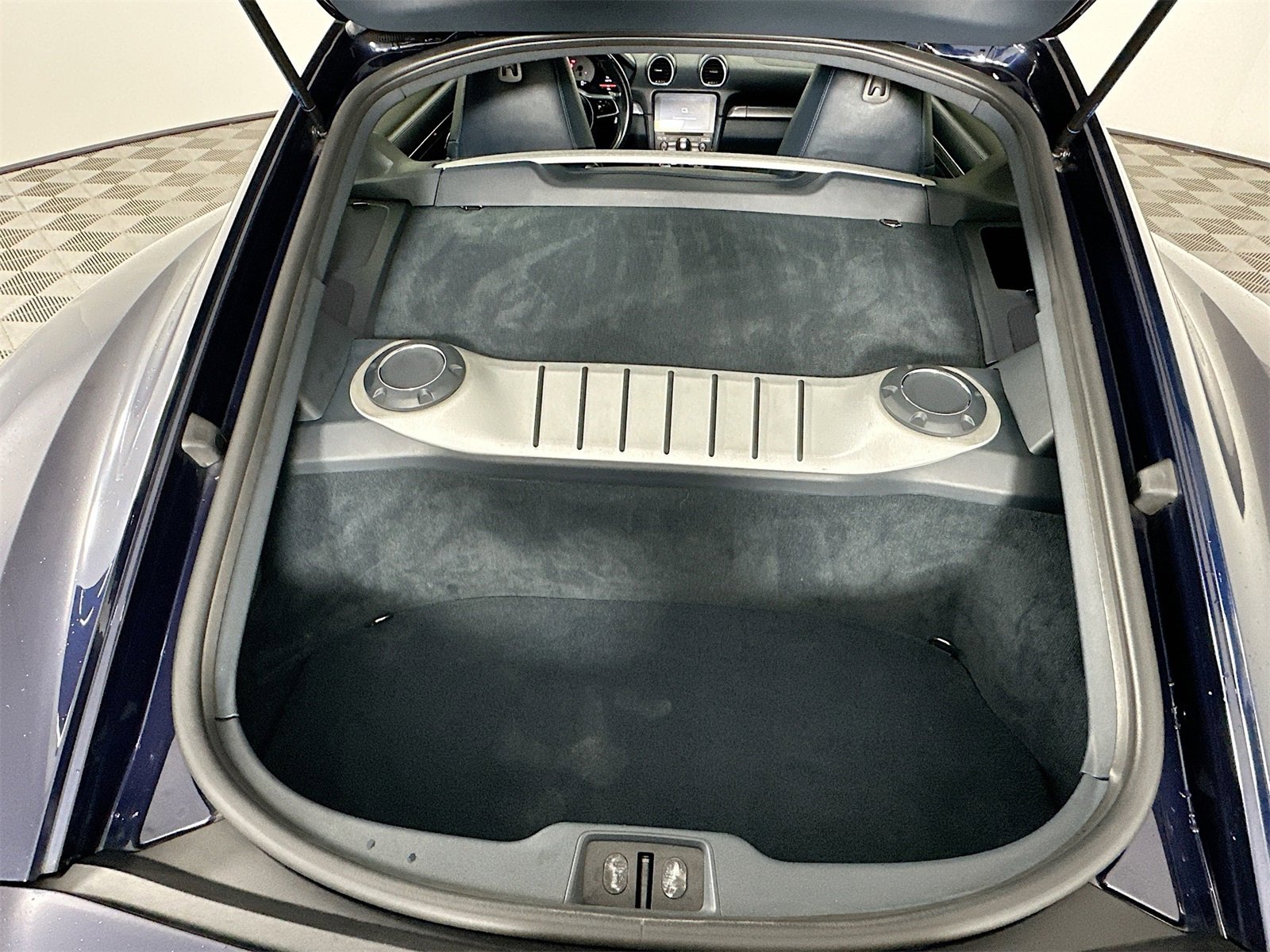 Used 2018 Porsche 718 Cayman image 24