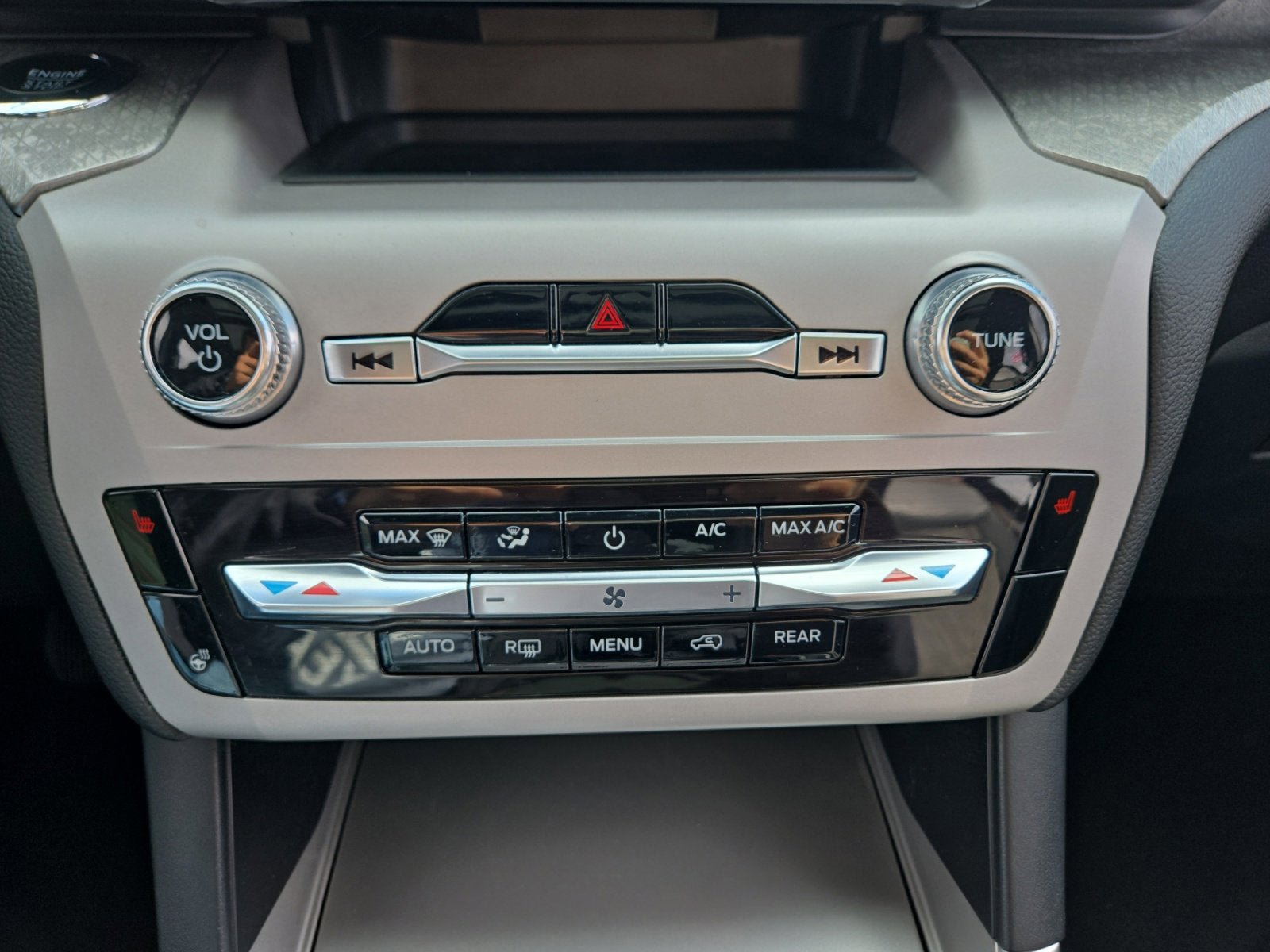 Certified 2024 Ford Explorer Timberline w/ Timberline Technology Package AWD/4WD image 20