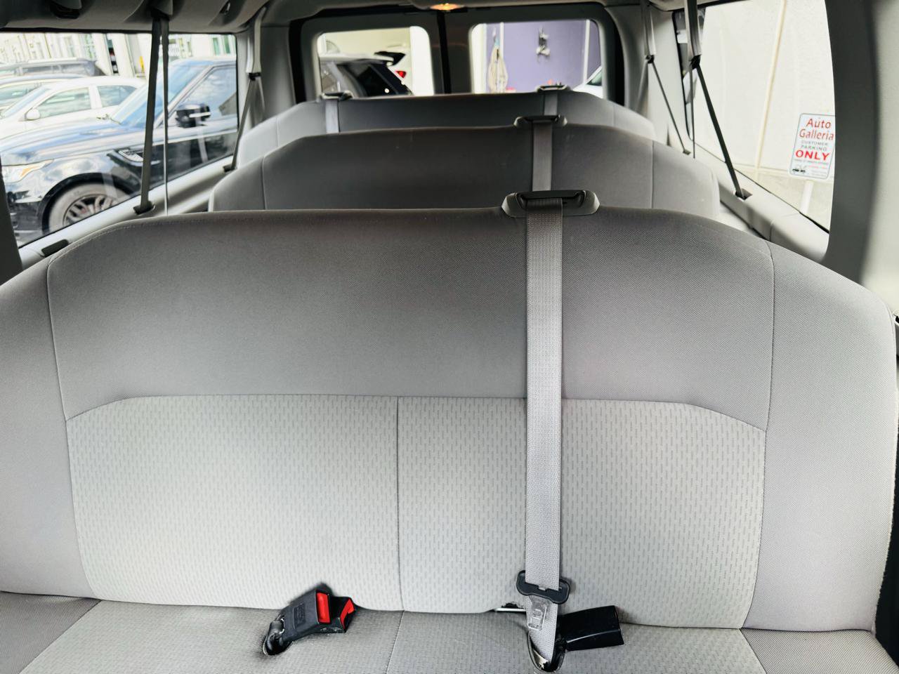 Used 2013 Ford E-350 and Econoline 350 XLT RWD image 36