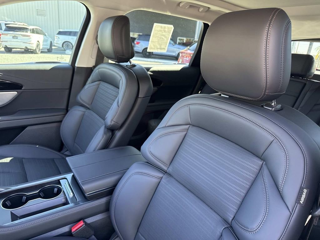 New 2026 Lincoln Nautilus Reserve image 21