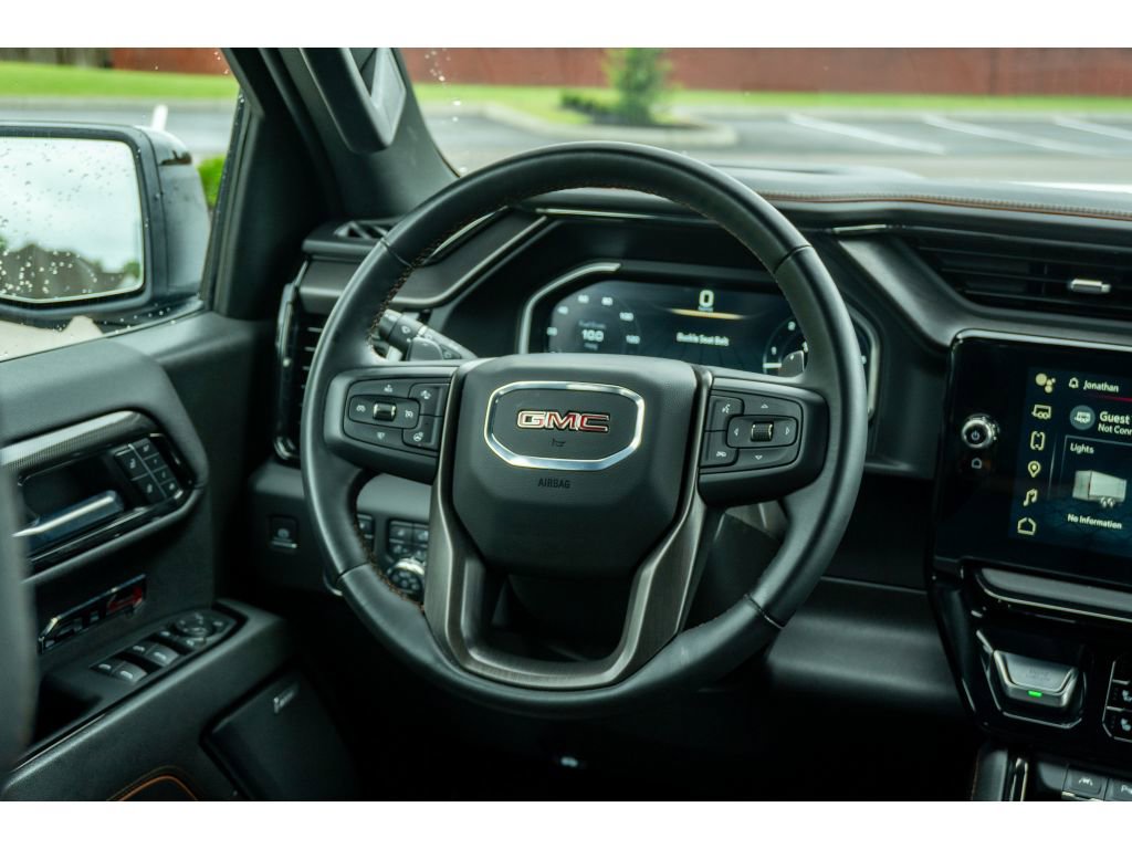 Used 2024 GMC Sierra 1500 AT4 w/ AT4 Preferred Package AWD/4WD image 21