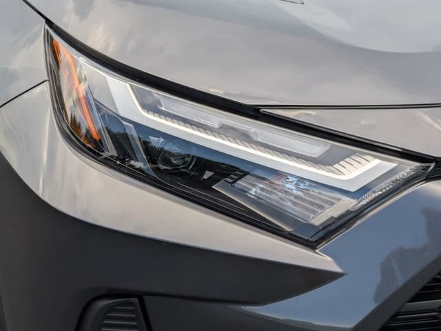 Used 2025 Toyota RAV4 XLE w/ Convenience Package AWD/4WD image 9
