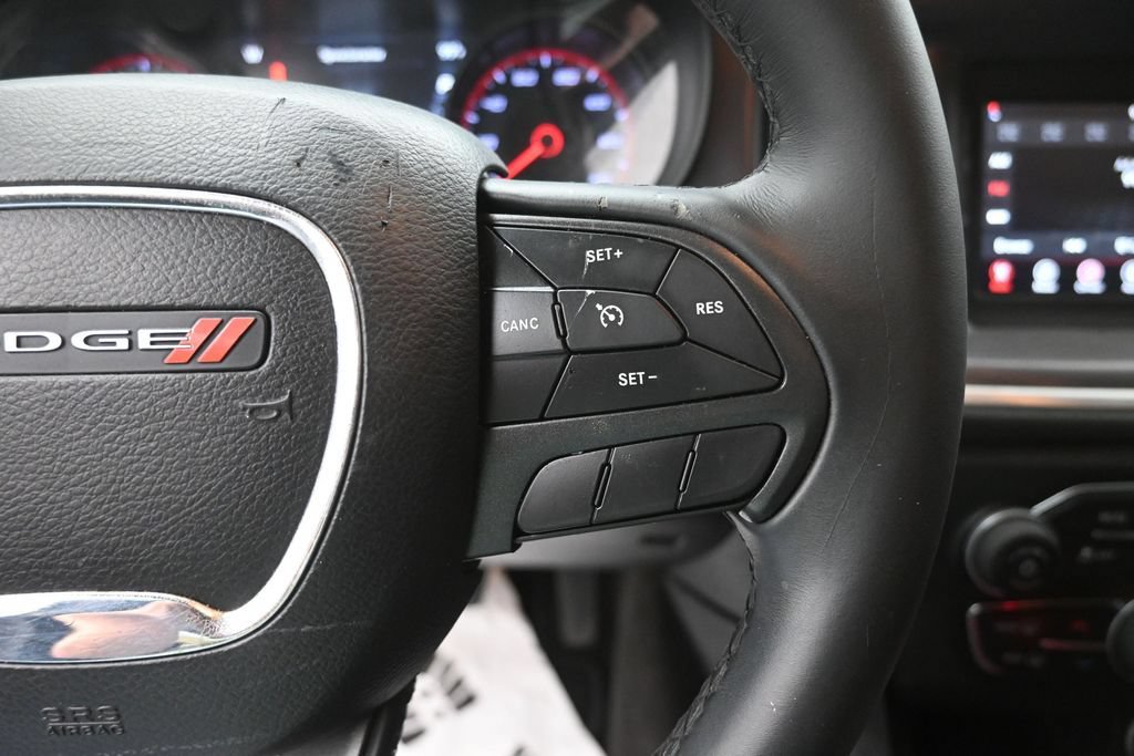 Used 2019 Dodge Charger SXT w/ Blacktop Package RWD image 7