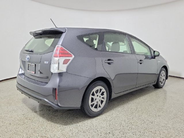 Used 2015 Toyota Prius V Four FWD image 5